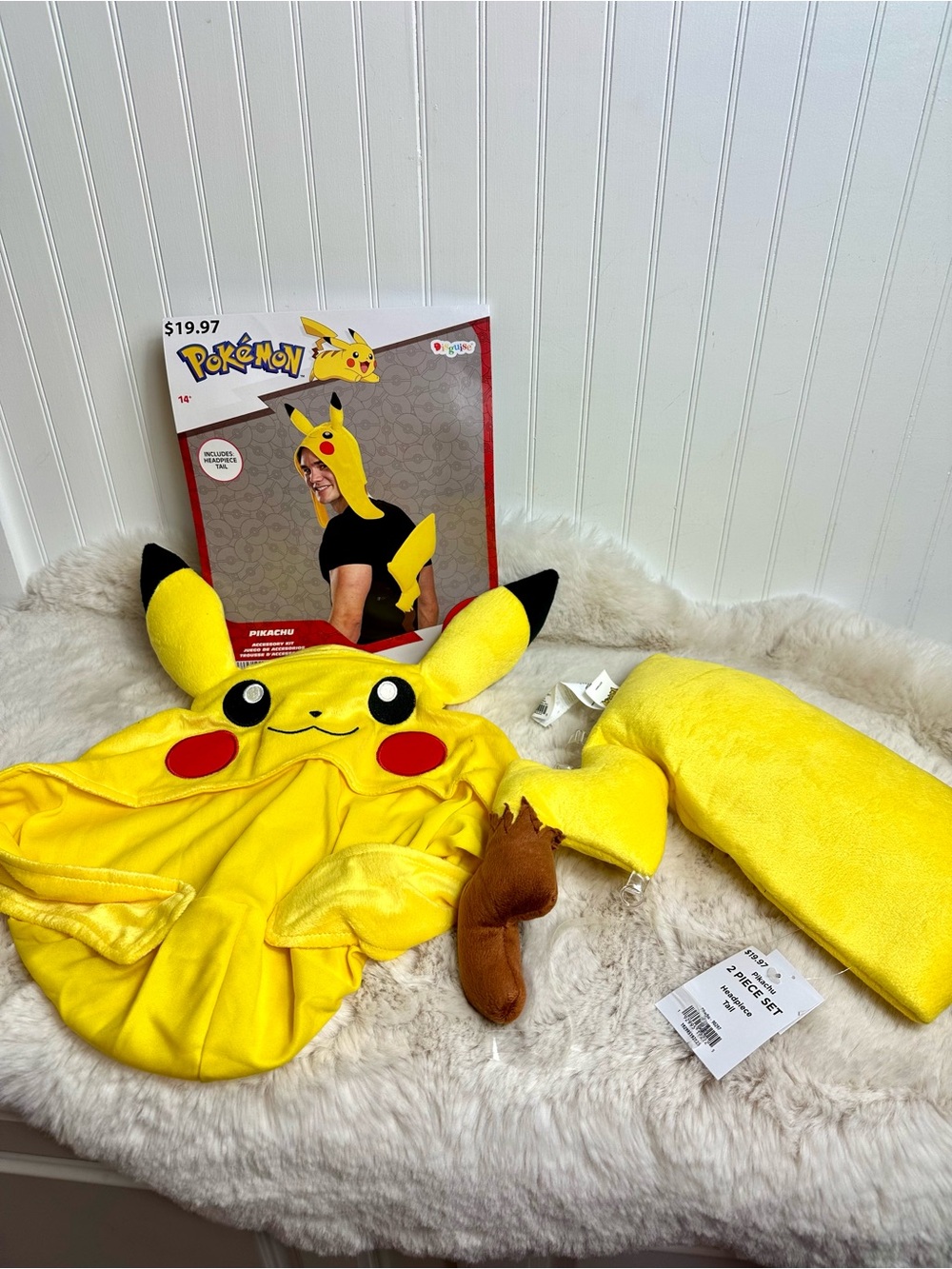 Pokémon Pikachu accessory kit costume